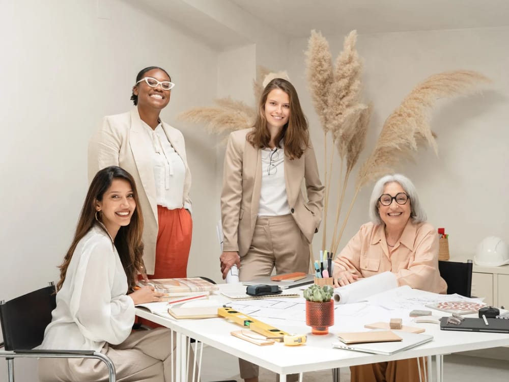 Negócio Sustentável para Mulheres. Imagem de uma equipe da diversidade.